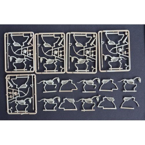 284 - Vintage boxed Warhammer Skeleton Army plastic model kit set 0731 from Citadel Miniatures, set starte... 