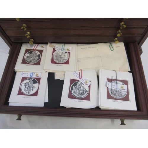  John Pinches Medallist 'The Genius of Rembrandt' Sterling Silver Proof Medals set no.962, comprising... 