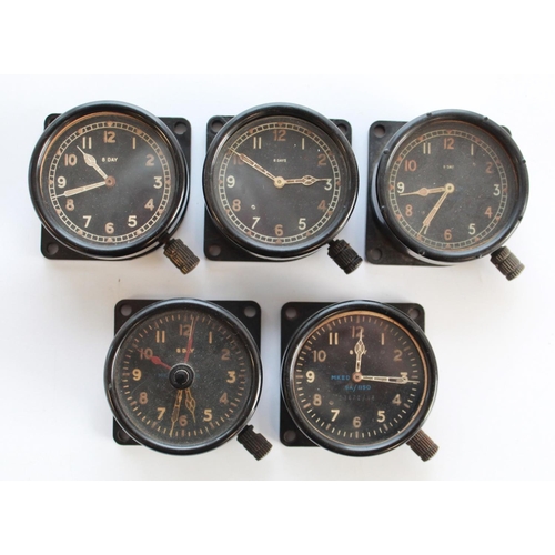 1375 - Five 8 day cockpit clocks. In Bakelite cases. One in working order. Used in various aircraft during ... 