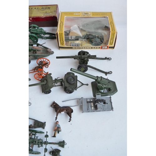 86 - Collection of gun and artillery models, all metal to include Britain's, Astra, Dinky etc., some repa... 