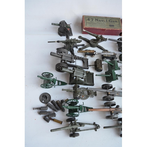 86 - Collection of gun and artillery models, all metal to include Britain's, Astra, Dinky etc., some repa... 