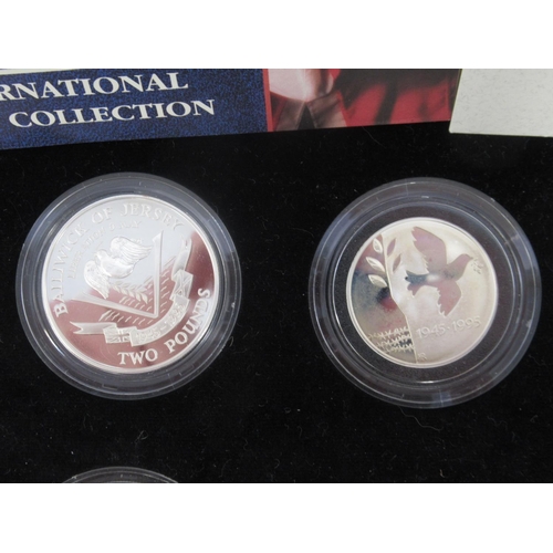 100A - Royal Mint - 1945-1995 International Coin Collection comprising 9 silver proof coins, in original ca... 