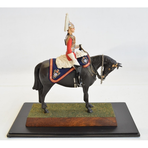 100 - Two well painted cast metal mounted soldier models in clear acrylic display cases to include a 17th ... 