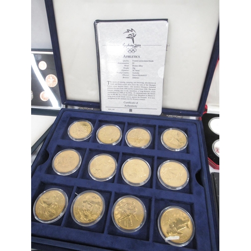 265 - Large assorted collection of British commemorative and circulated coins to inc. approx. 230 50ps (in... 