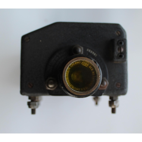 1403 - USAAF Gun Camera. 16mm by Bell & Howell Co of Chicago. Number 40843 dated 1943. The Camera is in ver... 