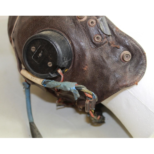 1459 - Unmarked C1940s leather flying helmet with British military-issue oxygen mask and flying goggles