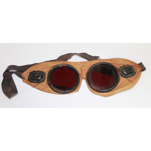 1465 - Four pairs of 20th century aviation goggles including a pair of WWII RAF night adaption goggles