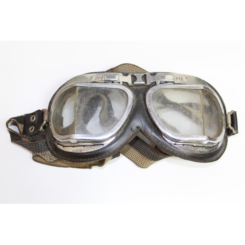 1466 - Three pairs of 20th century flying goggles