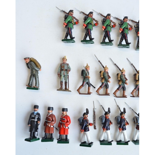 109 - Collection of World War I themed German Army home painted metal figures (mostly 1897, standing figur... 