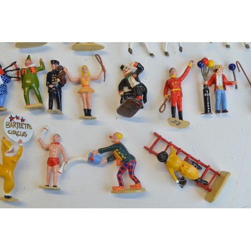 139 - Circus collection to include W. Britain's 08673 Circus Street Parade Diorama with box (missing Land ... 