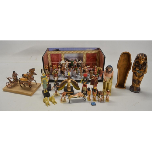 91 - Interesting diorama titled 'Egyptian Harem' with various painted 54mm metal figures (W32xD15.5xH14cm... 