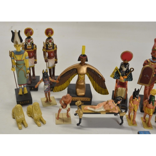 91 - Interesting diorama titled 'Egyptian Harem' with various painted 54mm metal figures (W32xD15.5xH14cm... 