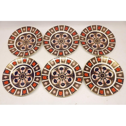 346 - Six Royal Crown Derby Old Imari 1128 dinner plates, D27cm