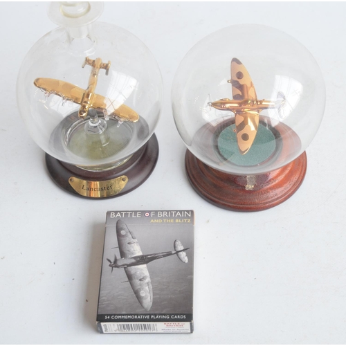 1285 - Collection of aircraft models and other aviation related items to include a 1/32 scale Corgi AA34401... 