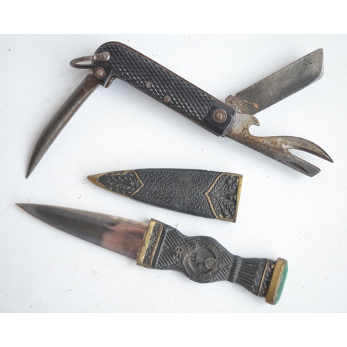 1296 - Vintage marlin spike knife (H.M. Slater, military broad arrow and 1951 stamped to can opener), a vin... 