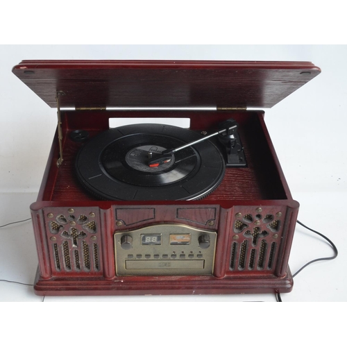 1304 - Record/CD/tape/radio player