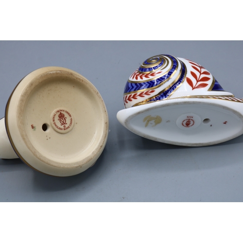 318 - Royal Crown Derby Imari paperweights, Frog and Snail, both with ceramic stoppers, max. H7.5cm (2)