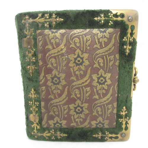 224 - Green velvet and brass bound Victorian photo album with leather crafted mid-section to front and bac... 