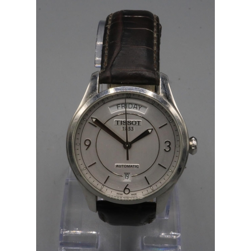 254 - Tissot stainless steel automatic wristwatch with day date, signed silvered dial, centre seconds, sig... 