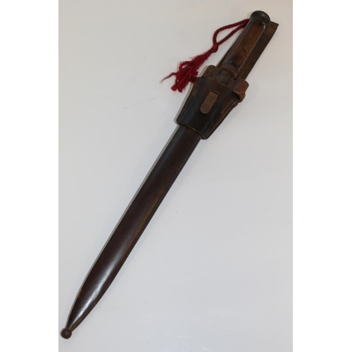 1433 - Hungarian M1935 Mannlicher bayonet, complete with original leather frog and scabbard. Serial no. A-1... 