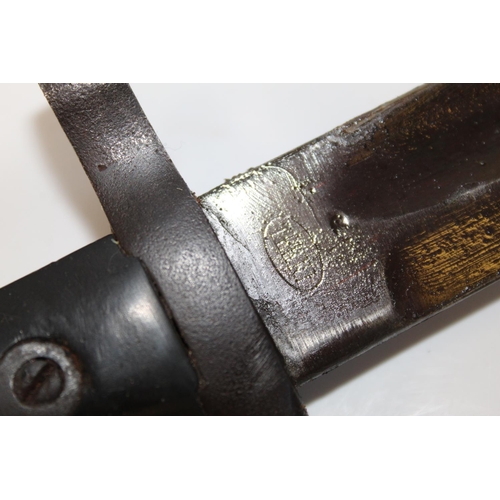 1435 - Italian M1871 knife bayonet with original brass-mounted leather scabbard, stamped 'Terni' to ricasso... 