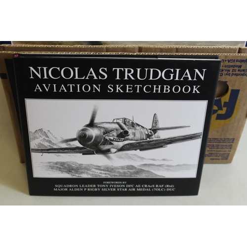 1502B - Large selection of military and aviation artwork books, including Robert Taylor, Richard Taylor, Ger... 