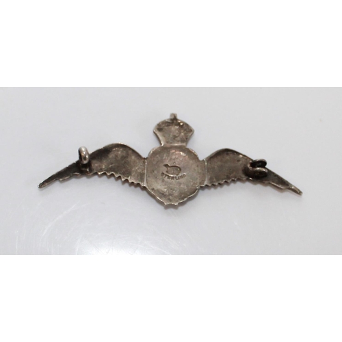 1424 - Collection of Twelve RAF sweetheart brooch's. Some with enamel lettering