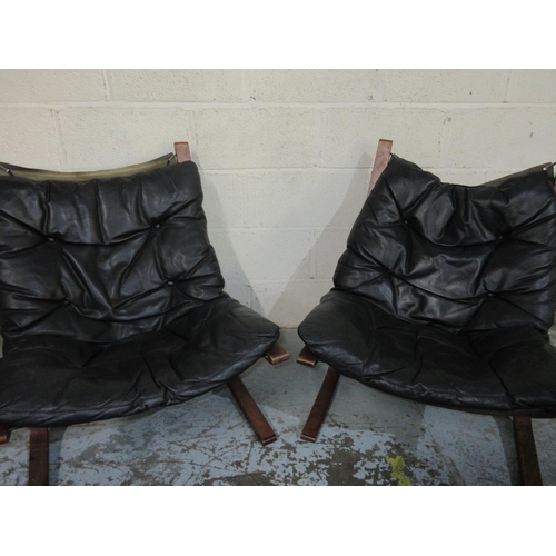 1215 - Pair of 20th century Ingmar Relling design lounge chairs, bentwood frames with black buttoned leathe... 