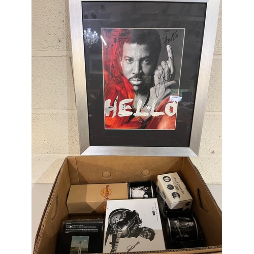 396 - Music memorabilia incl. Lionel Richie signed framed photograph, Elvis collectables, and a collection... 