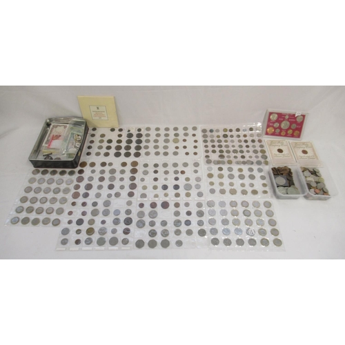 382 - Large collection of British and International coins from Germany, France, Mauritius, Belgium, Spain,... 