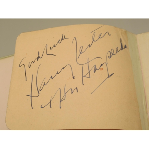 225 - C20th autograph book cont. signatures from Tessie O'Shea, Michael Redgrave, George Formby, Josef Loc... 