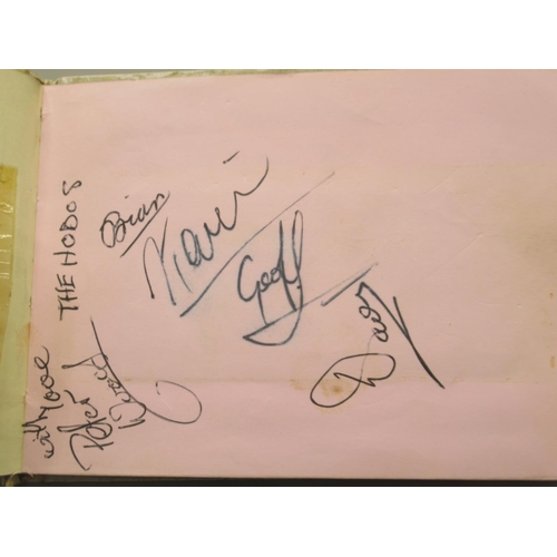 226 - C20th autograph book cont. signatures from The Crestas, The Mark V Rhythm Group, Johnny Winters and ... 