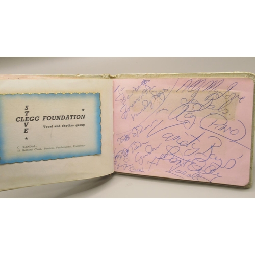 226 - C20th autograph book cont. signatures from The Crestas, The Mark V Rhythm Group, Johnny Winters and ... 