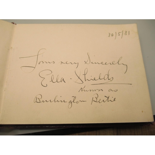 228 - Collection of 6 c20th autograph books cont. signatures, quotes, etc.