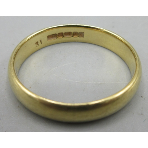 156 - 22ct yellow gold ring band, stamped 22, size O1/2, 3.6g