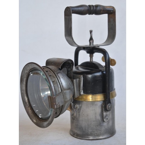 627 - Vintage carbide railway/miners hand lamp by The Premier Lamp & Engineering Co, Leeds