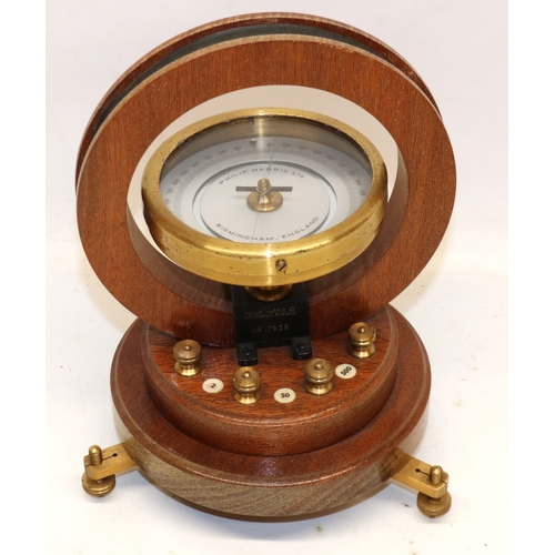 770 - Horizontal tangent laboratory galvanometer by Philip Harris & Co., Birmingham, wooden case with bras... 