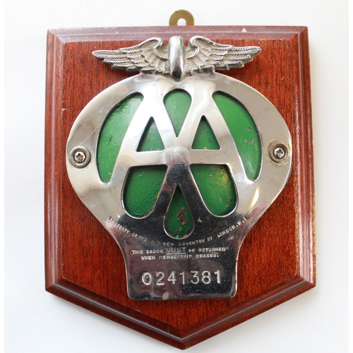 376 - Collection of mounted name badges, Austin, Impaler, mini, AA car badges, Cortina steering wheel cent... 