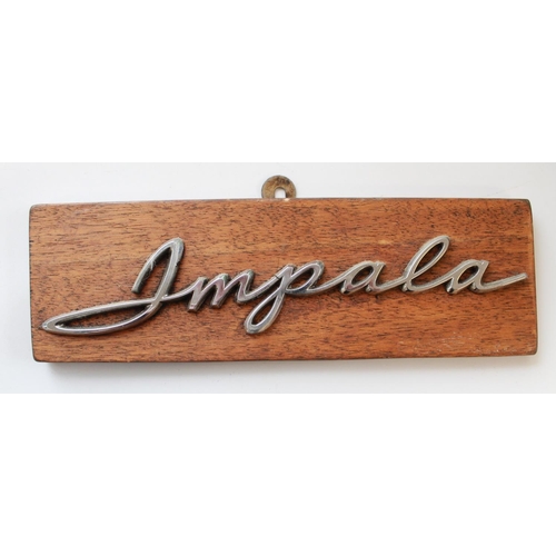 376 - Collection of mounted name badges, Austin, Impaler, mini, AA car badges, Cortina steering wheel cent... 