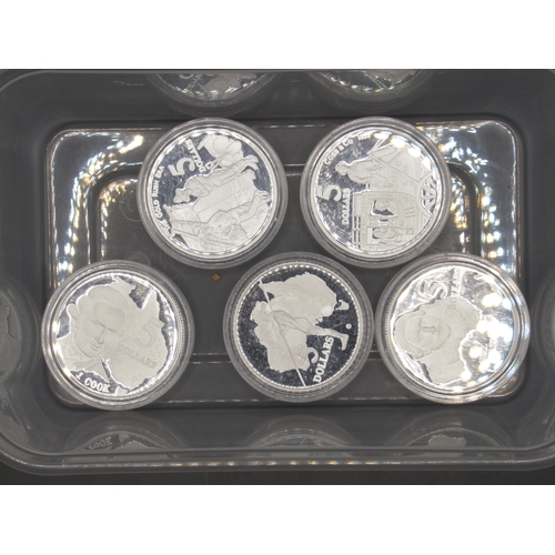 99 - 15 Encapsulated Australian Silver Proof coins to inc. from the Australian Explorers Series, Masterpi... 