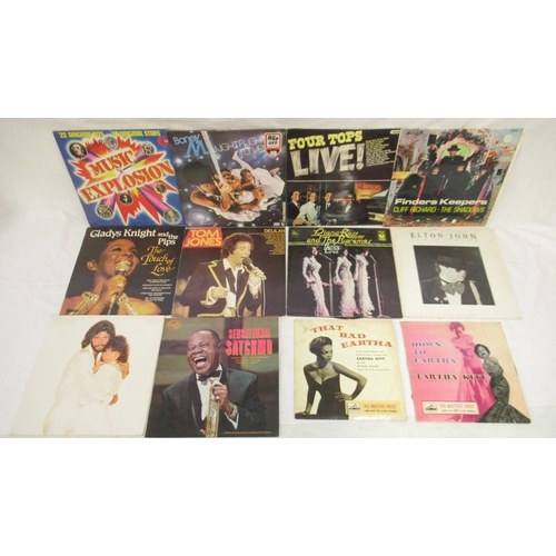 327 - Large mixed collection of vinyl records to inc. Rod Stewart, Bob Seger, The Beatles, The Shadows, Dr... 