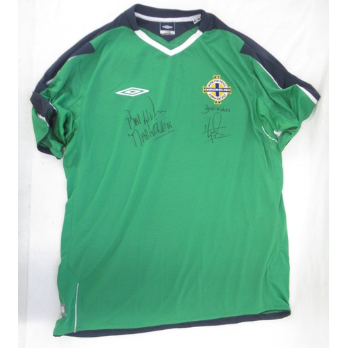 342 - Northern Ireland football shirt signed by Keith Gillespie and Martin O'Neil, size XL