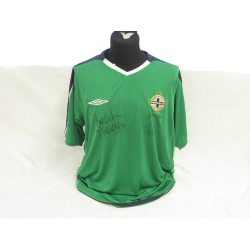 342 - Northern Ireland football shirt signed by Keith Gillespie and Martin O'Neil, size XL