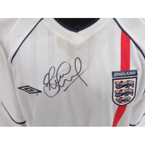 348 - Steven Gerrard Signed England Shirt Size L, with COA from Signed-Shirts.co.uk