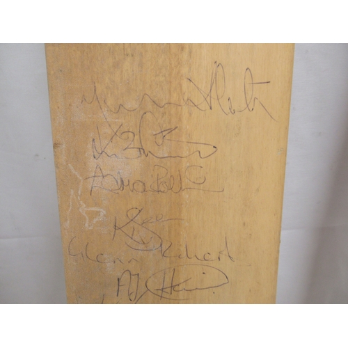 360 - Worcestershire C.C.C. signed cricket bat (a/f), Derbyshire C.C.C. signed Cricket bat and another sig... 