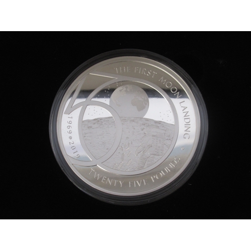 61 - Jubilee Mint - The 75th Anniversary of VE Day Fine Silver Proof 5oz Coin, encapsulated in case with ... 