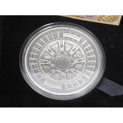 The London Mint Office Remembrance 2021 5oz Silver coin encapsulated in case with COA & a St. Pauls Cathedral London 2017 Silver Proof Coin, encapsulated in case with COA(100g or 3.5ozt)