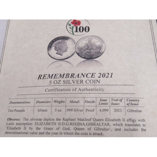 71 - The London Mint Office Remembrance 2021 5oz Silver coin encapsulated in case with COA & a St. Pauls ... 