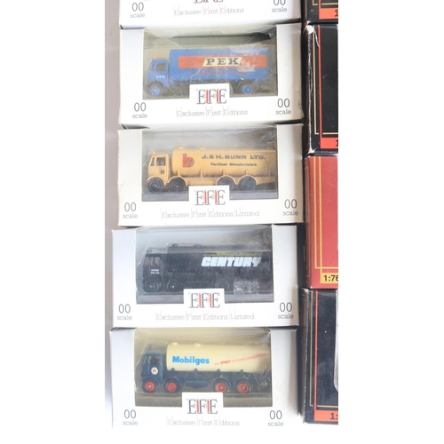 28 - Collection of boxed 1/76 scale (OO gauge) diecast model truck, bus and car models from EFE, model co... 