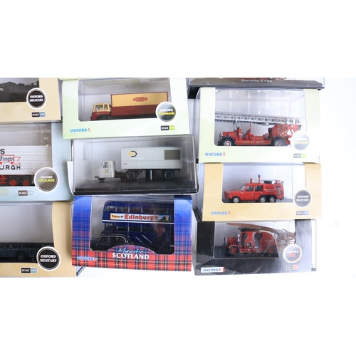 29 - Collection of 1/76 scale (OO gauge) diecast vehicle models from Oxford Diecast, Atlas Editions, Hach... 